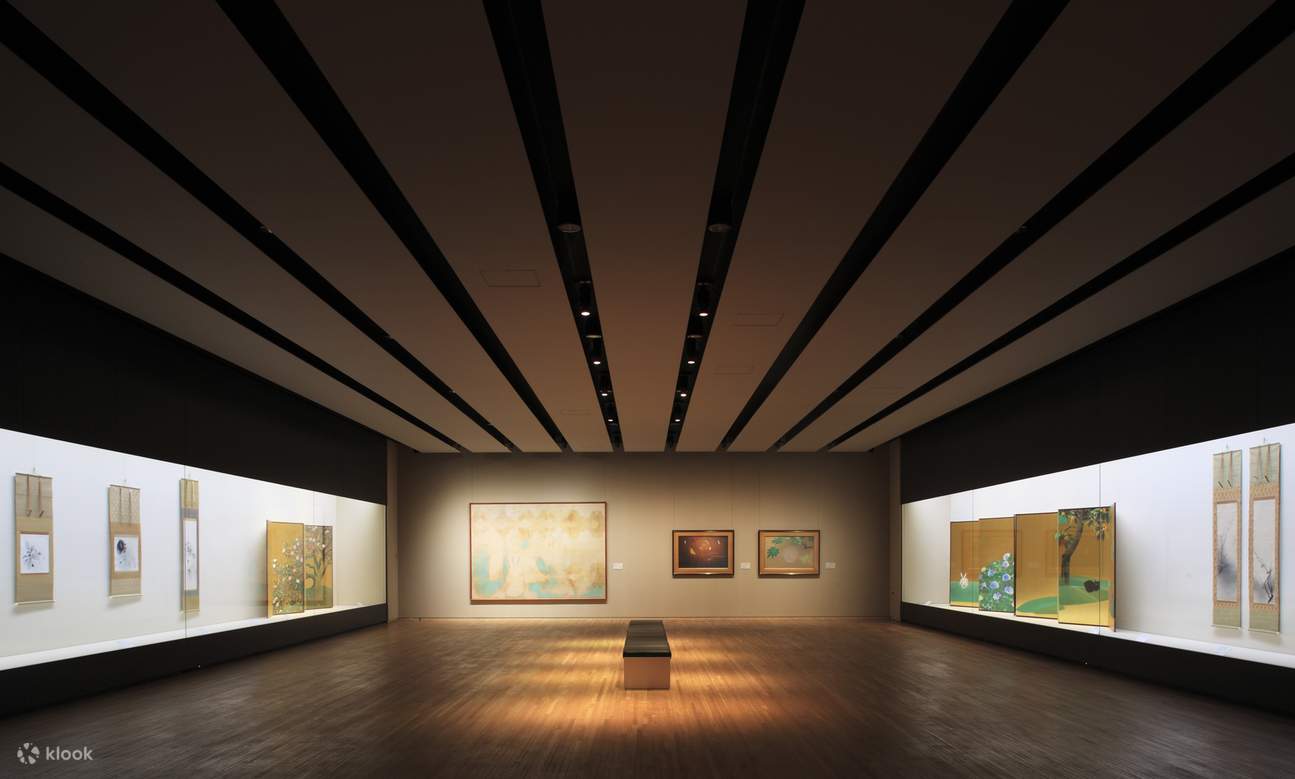 山種美術館 【特別展】世界遺産登録10周年記念 富士と桜 ―北斎の富士